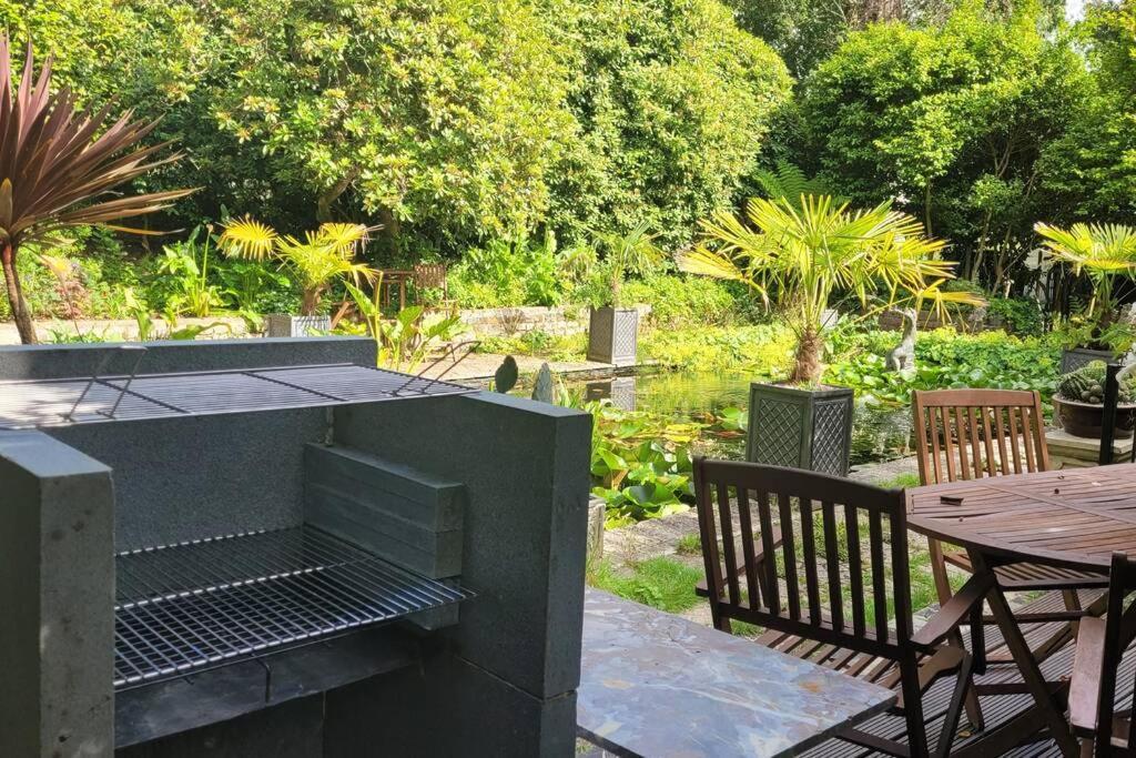Luxurious Apartment In Historic Mansion - Sleeps 7 Ladock ภายนอก รูปภาพ