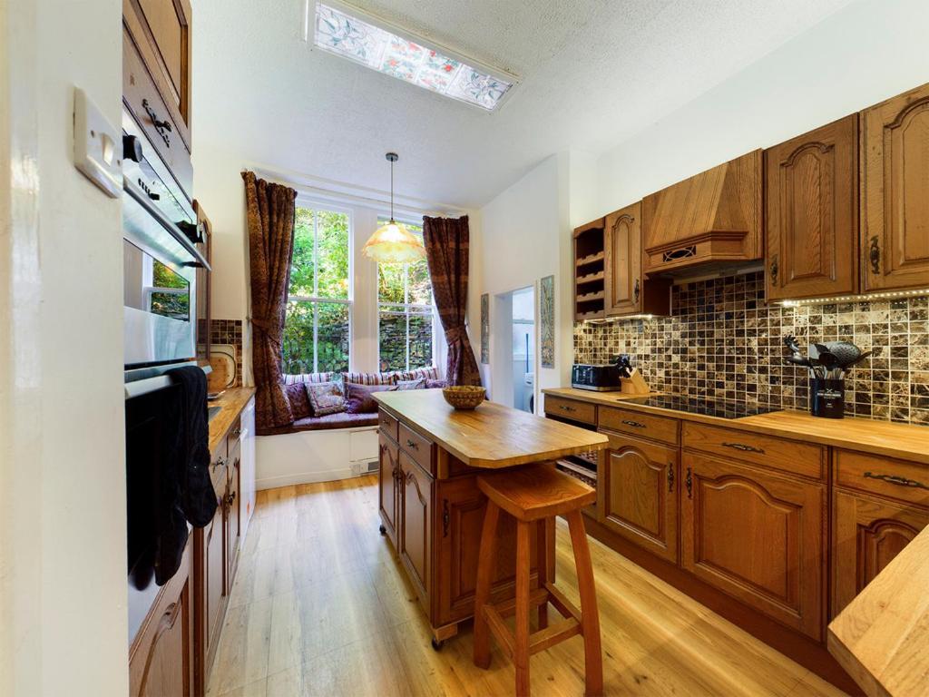 Luxurious Apartment In Historic Mansion - Sleeps 7 Ladock ภายนอก รูปภาพ
